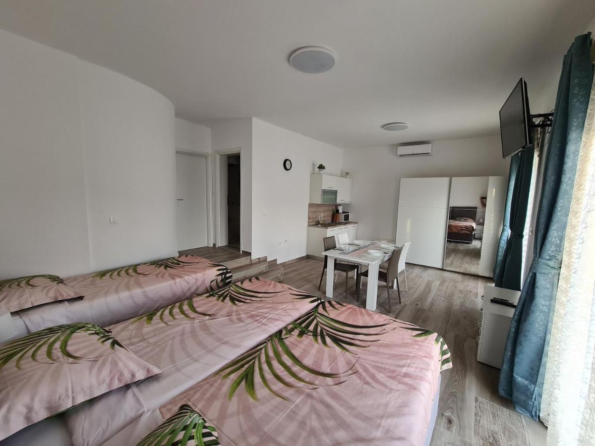 Elizabeta Apartment *